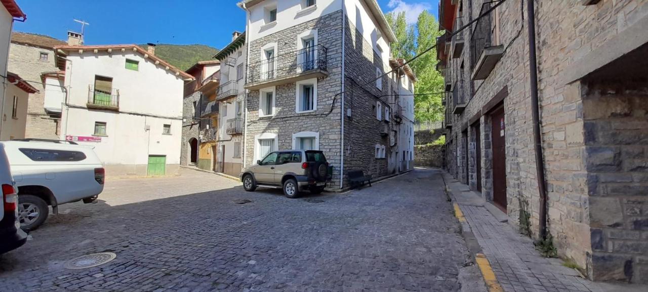 Aras Biescas Apartment Exterior foto